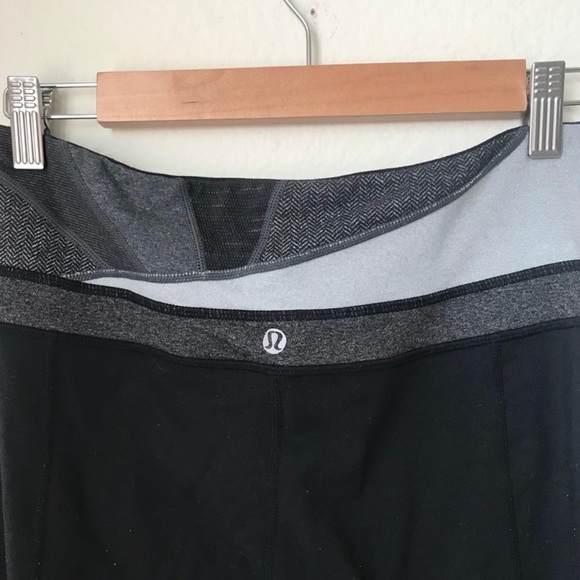 Lululemon leggings - Picture 5 of 7